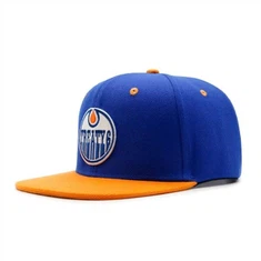 mũ snapback có thể điều chỉnh tùy chỉnh với miếng vá thêu